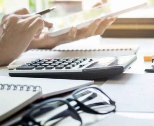 larry the lender featured img